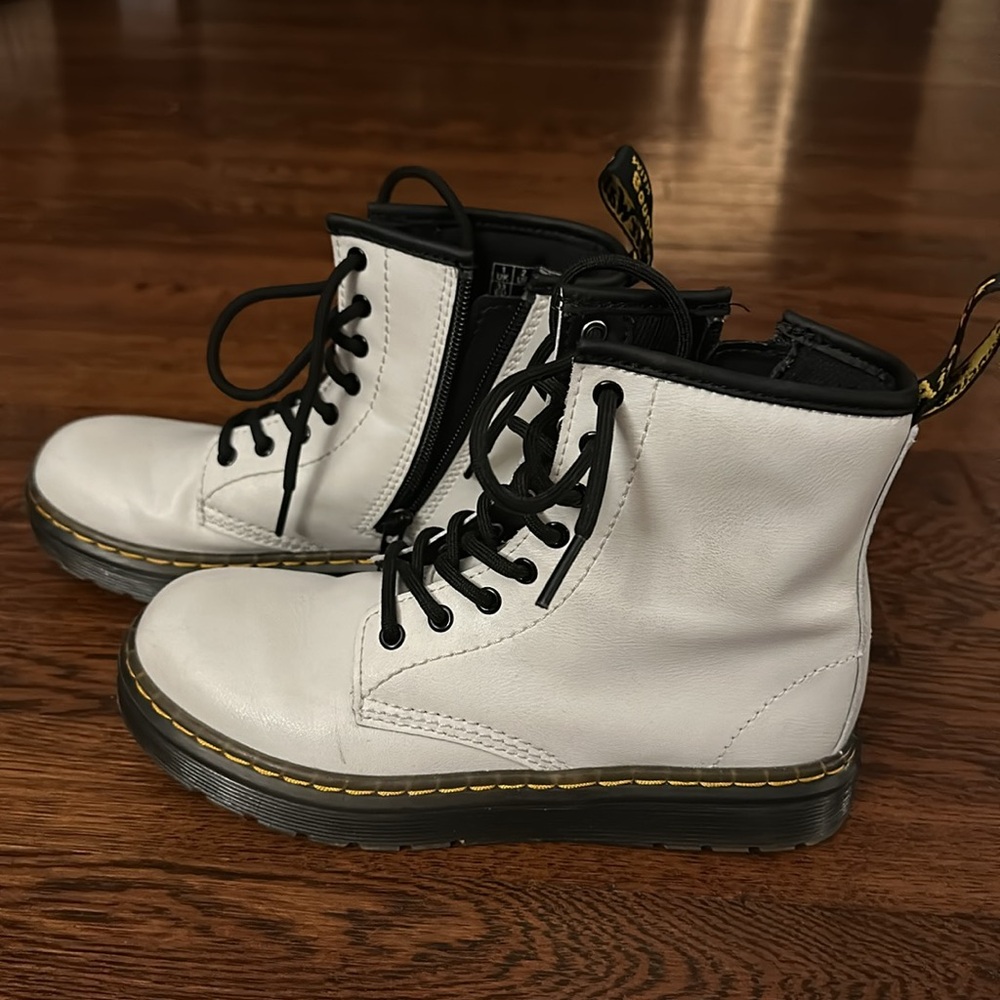 Junior Dr. Martens White Patent Boot